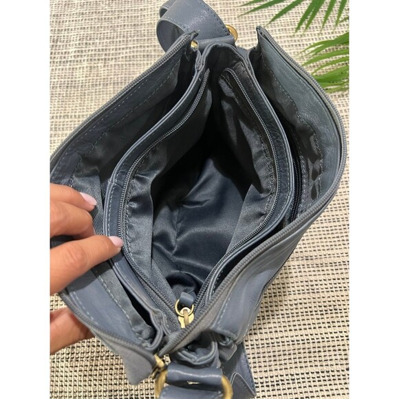 crossbody leather bag - Picture 4 of 10